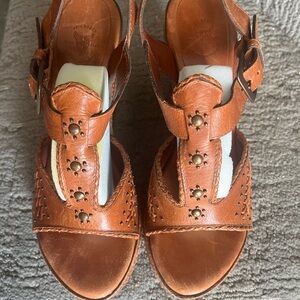 Frye Cognac Brown Leather Studded T‑Strap Sandals